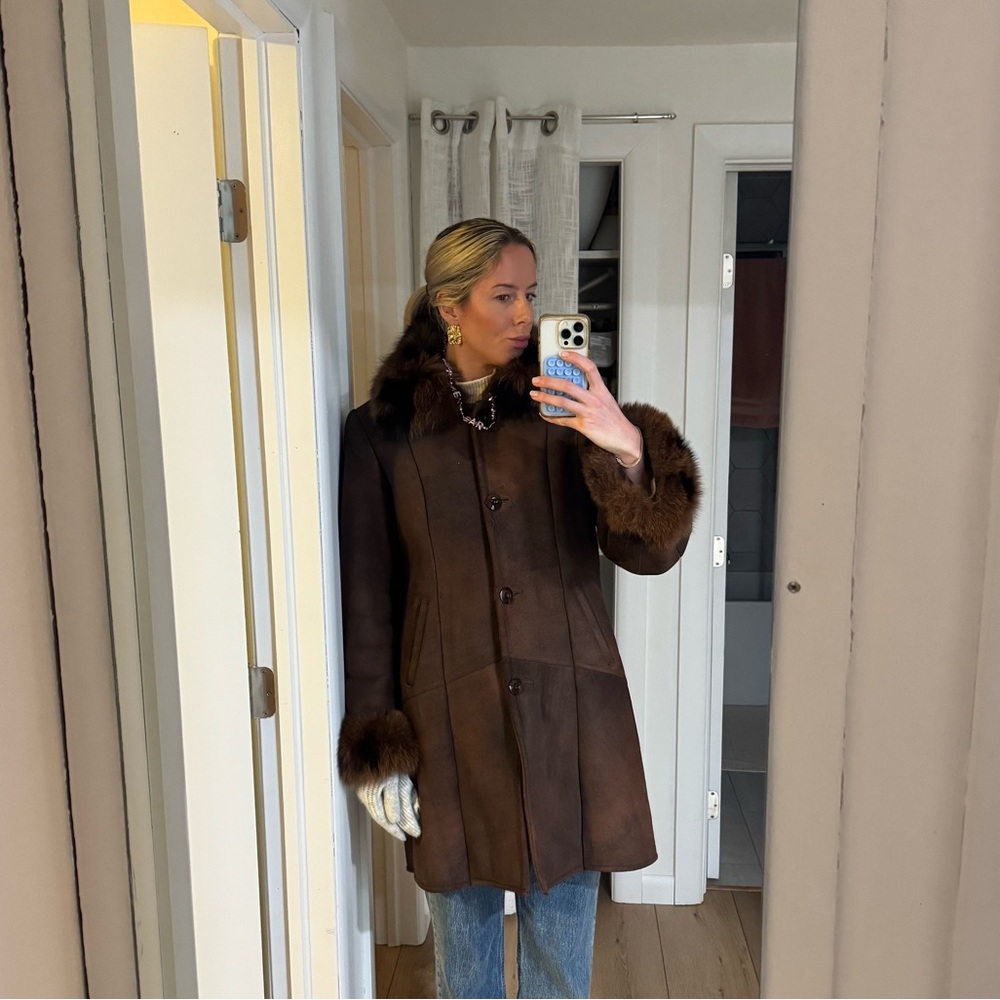 Authentic Fur Coat - Picture 7 of 7